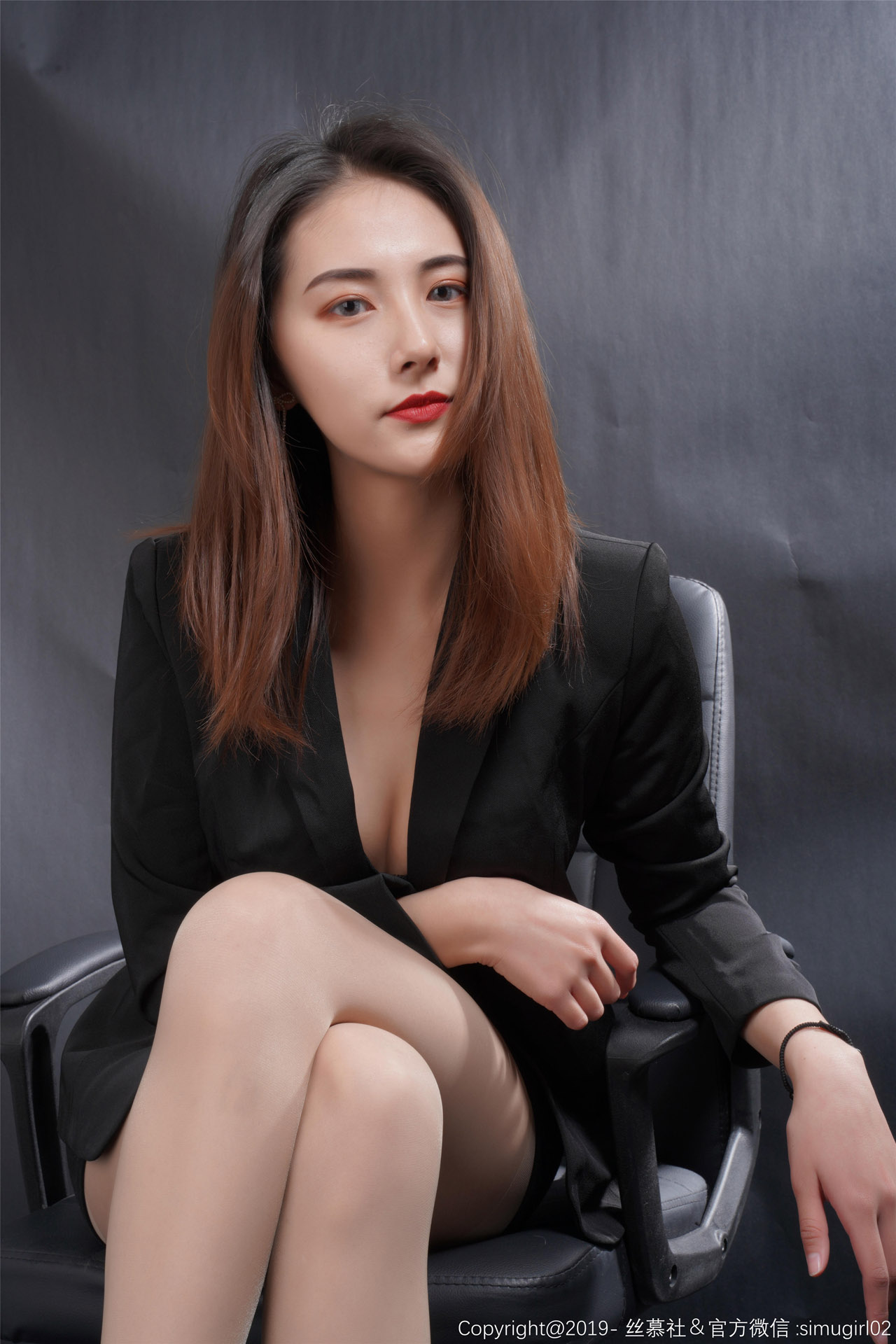[合集]丝袜系列《丝慕GIRL》高跟丝袜制服合集全6系（SM/特写/蜜系列/熟系列/海外版带视频/故事）,大小100G-美女海