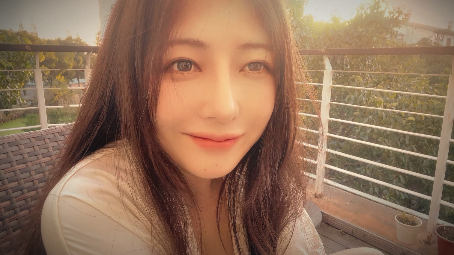 图片[4]-樱晚gigi 粉丝群收费视频写真5部[5V-2.32G]-美女海