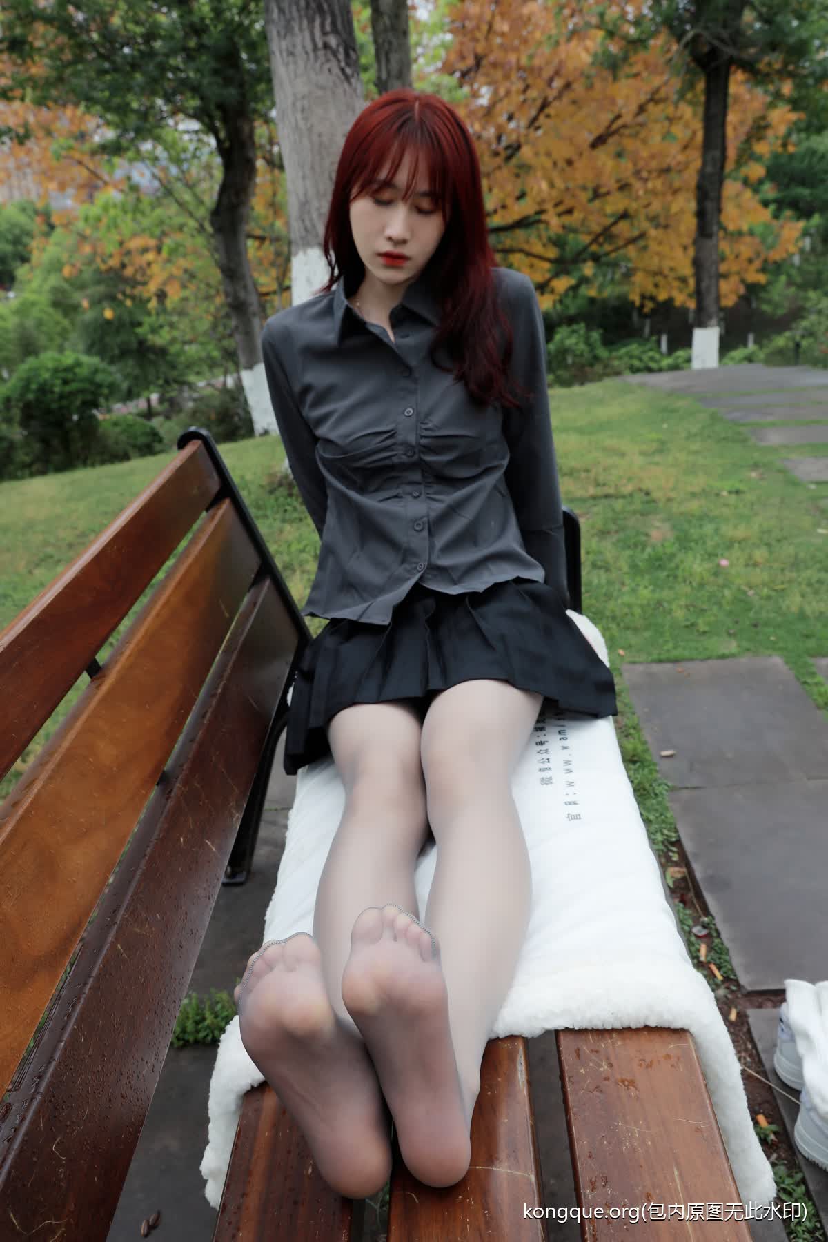 图片[24]-袜觅社 – 美足美图视频12期[35G-2026.10新发]-美女海