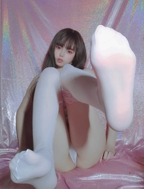 七月喵子 - 全套53期含随包视频[19.1G-2024.12]-孔雀海|珍藏合集
